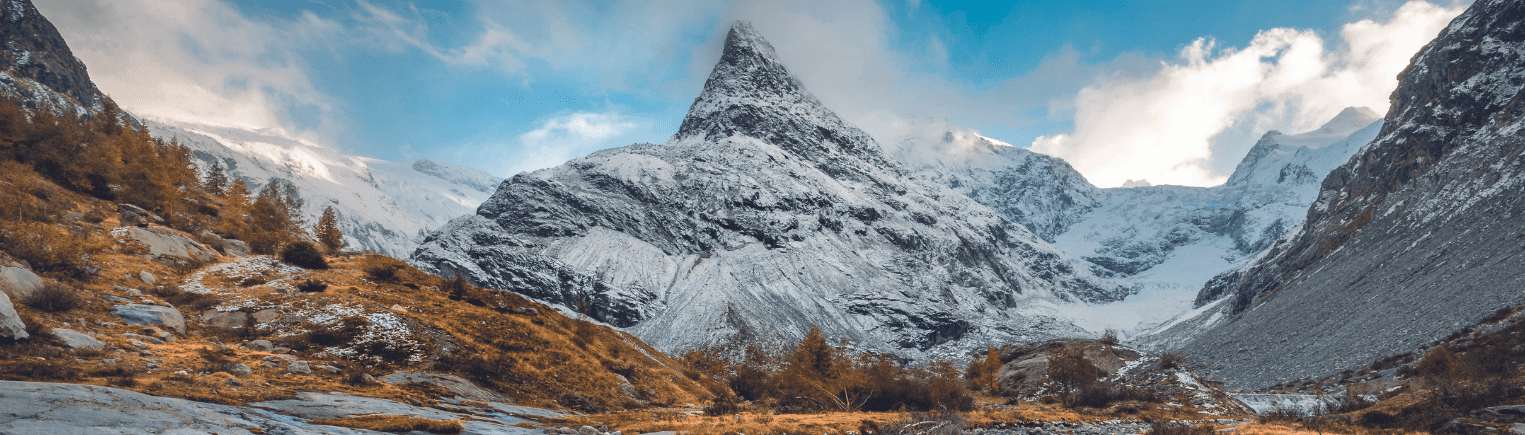 Phot montagnes enneigées